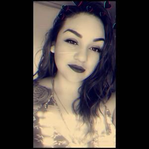 Meet your Posher, Eva